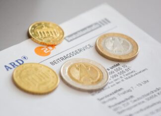 Experten empfehlen neuen Rundfunkbeitrag von 18,64 Euro ab 2027